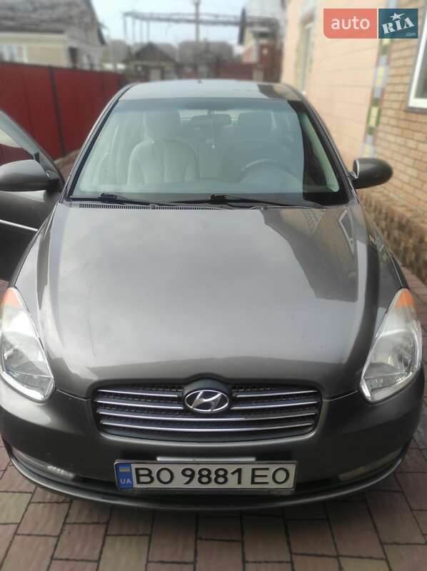 2008 hyundai accent