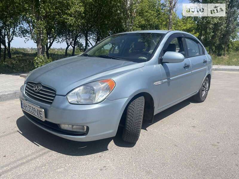 2008 hyundai accent