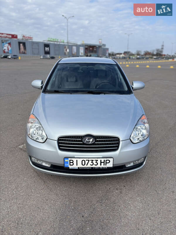 2008 hyundai accent