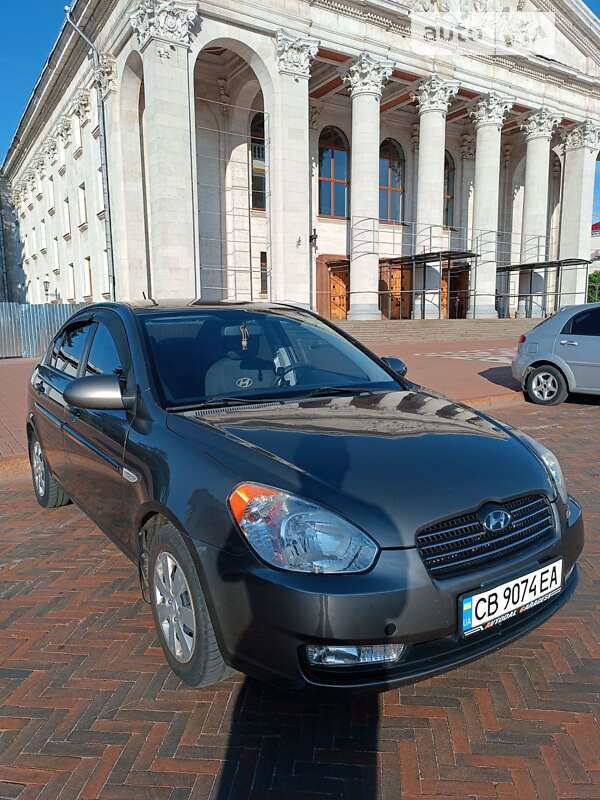 2008 hyundai accent
