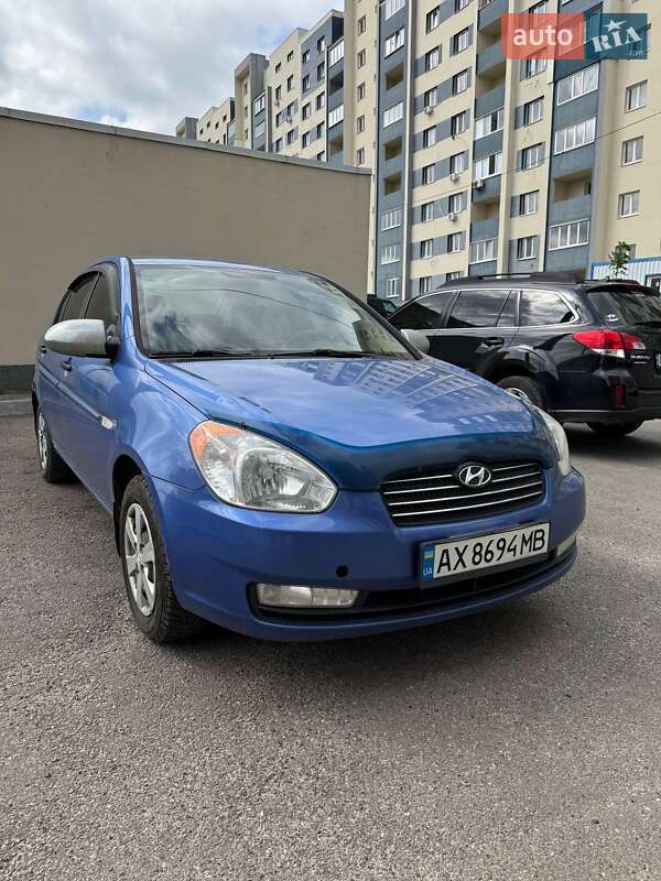 2008 hyundai accent