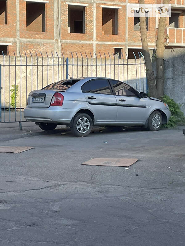 2008 hyundai accent