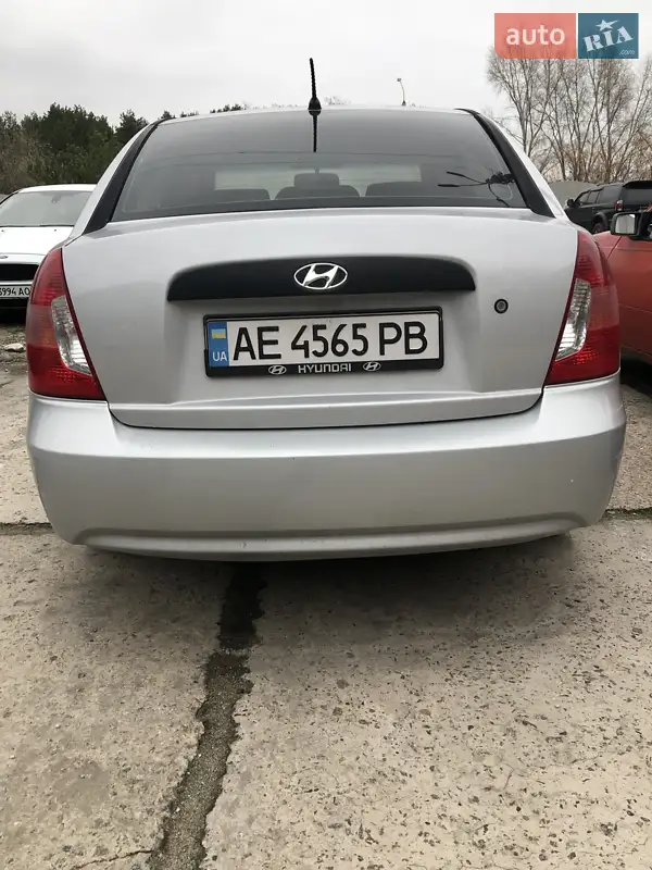 2008 hyundai accent