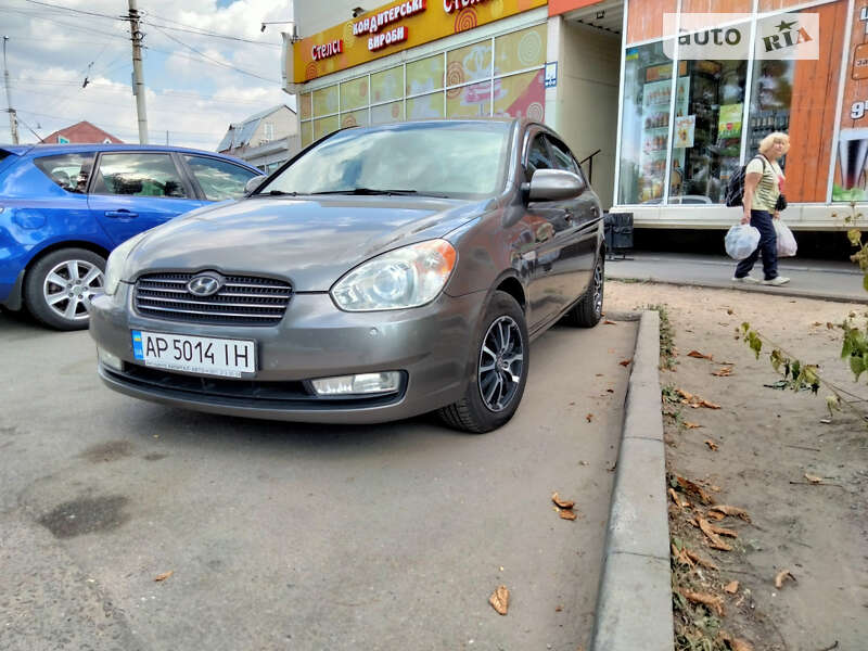 2008 hyundai accent