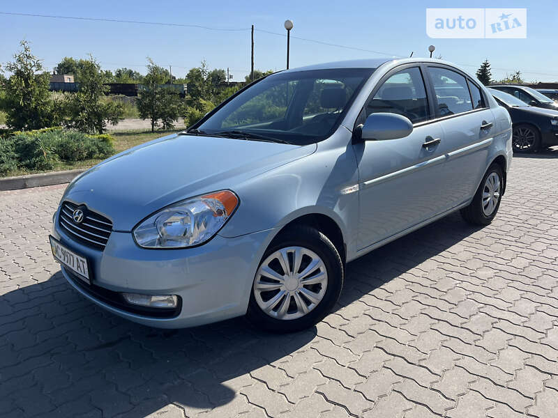 2008 hyundai accent