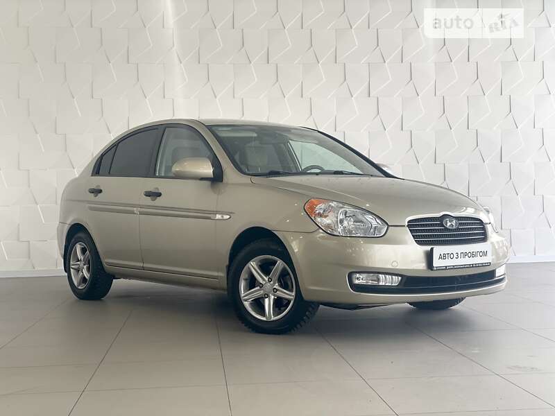 2008 hyundai accent