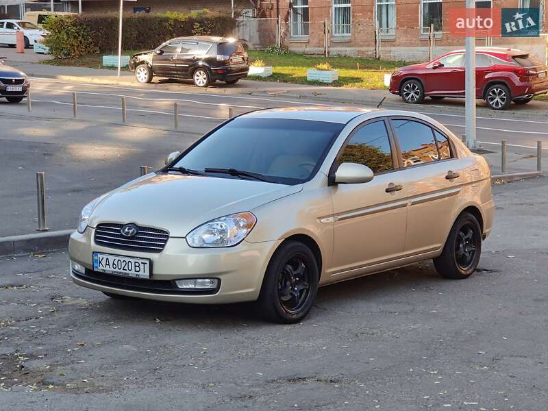 2008 hyundai accent
