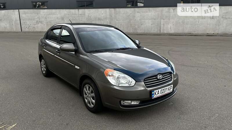 2008 hyundai accent