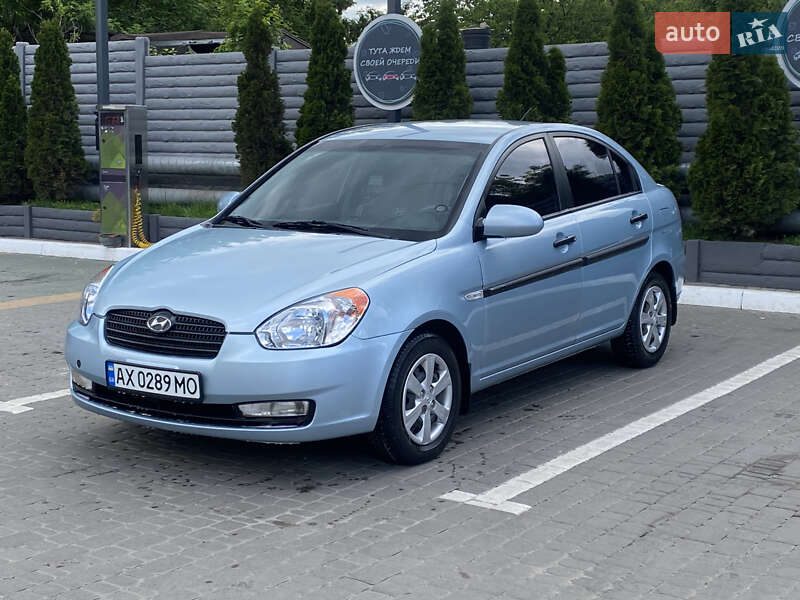2008 hyundai accent