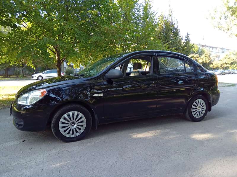 2009 hyundai accent