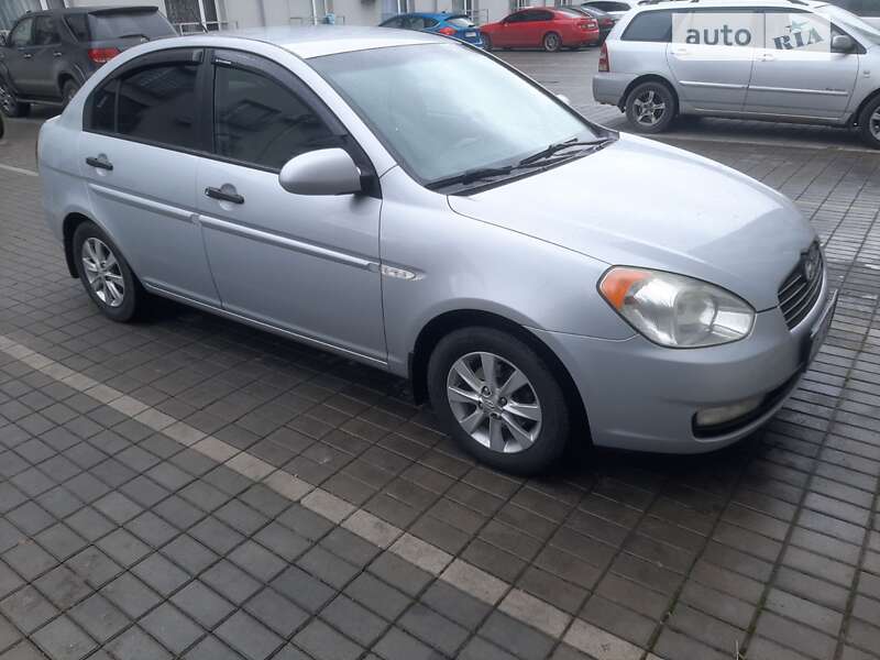 2007 hyundai accent