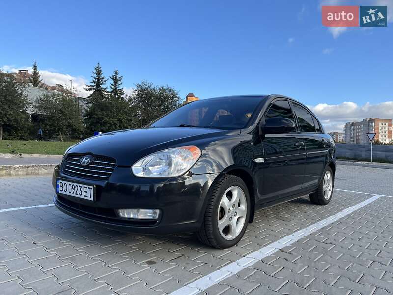 2008 hyundai accent