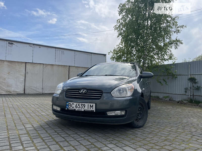 2008 hyundai accent