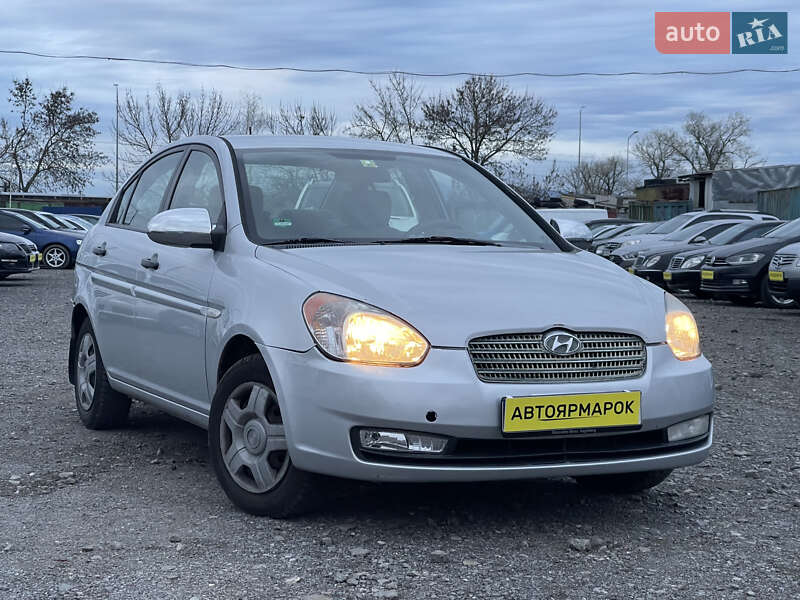 2008 hyundai accent