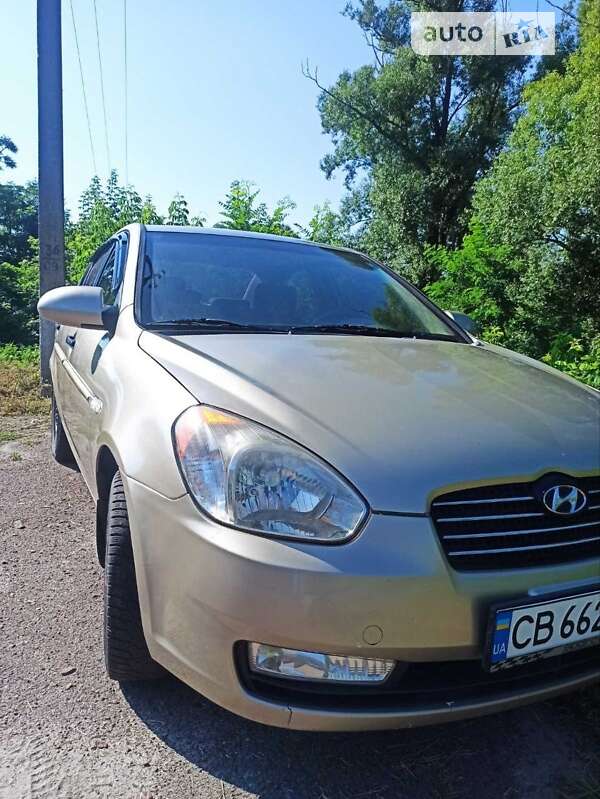 2008 hyundai accent