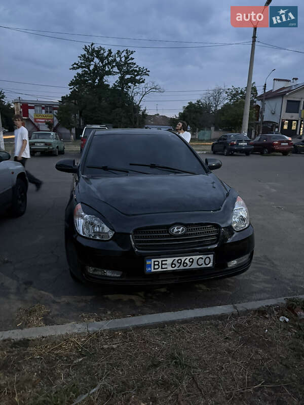 2008 hyundai accent