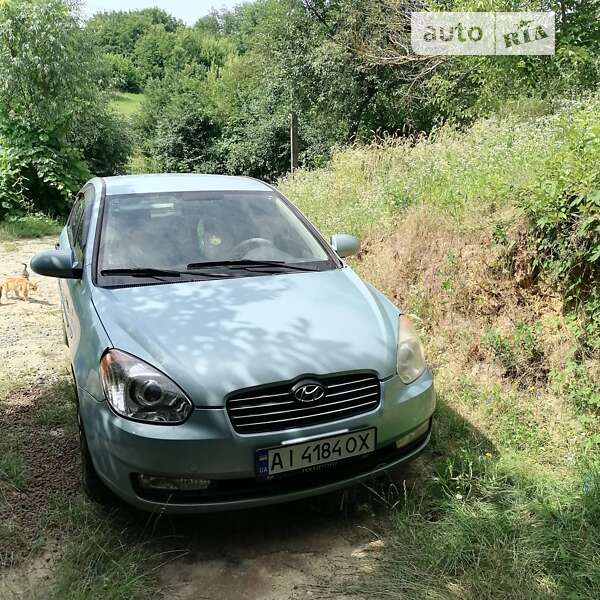 2008 hyundai accent