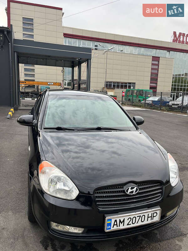 2008 hyundai accent