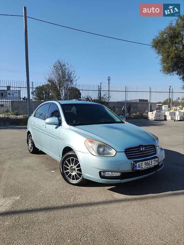 2008 hyundai accent