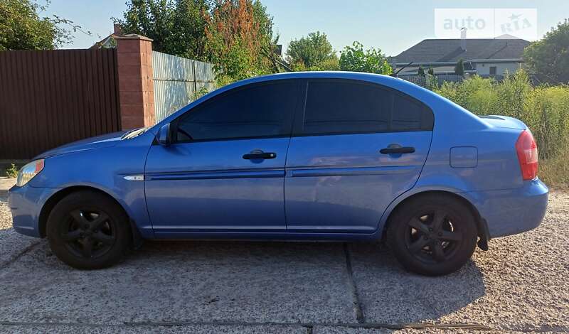 2008 hyundai accent