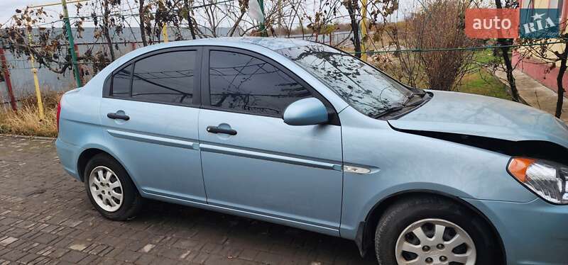 2008 hyundai accent