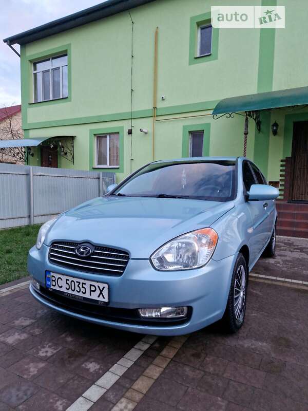 2008 hyundai accent