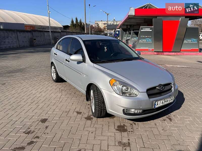 2008 hyundai accent