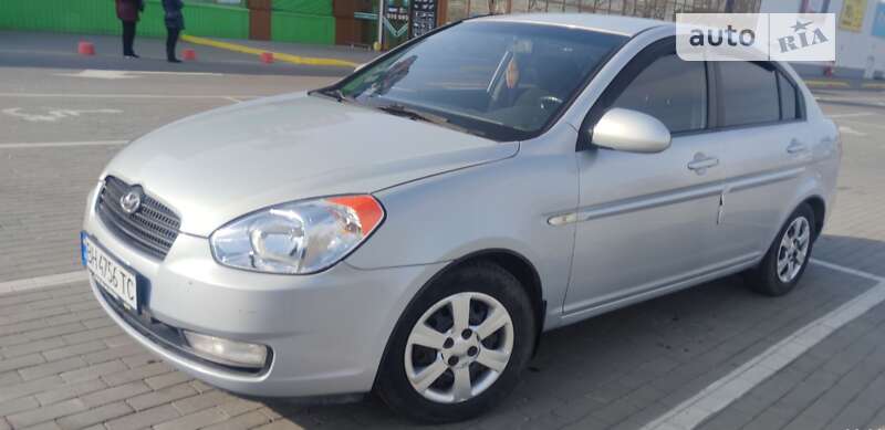 2007 hyundai accent