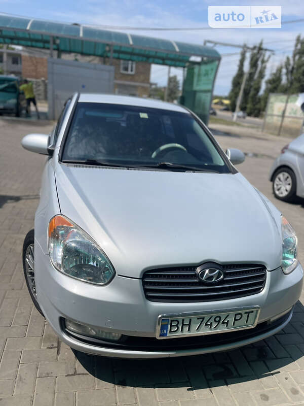 2007 hyundai accent