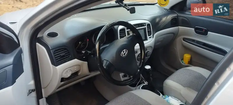 2007 hyundai accent