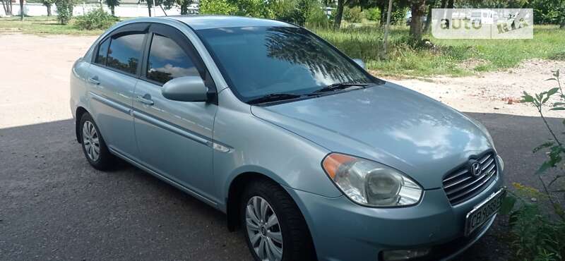 2007 hyundai accent