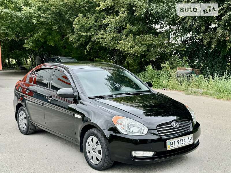 2008 hyundai accent