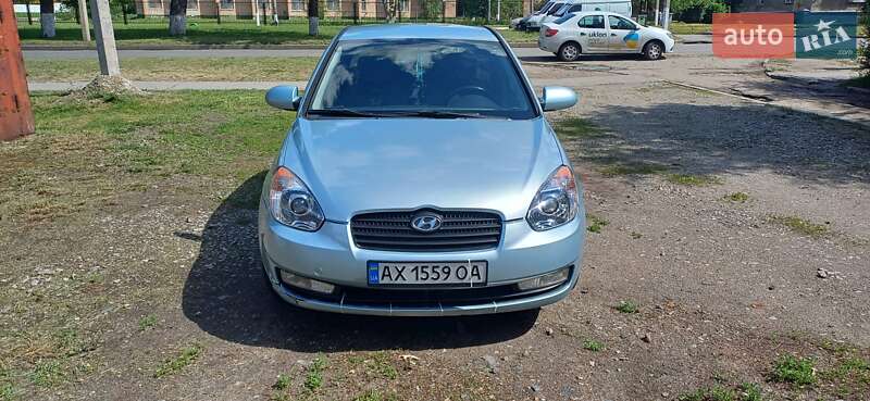 2008 hyundai accent