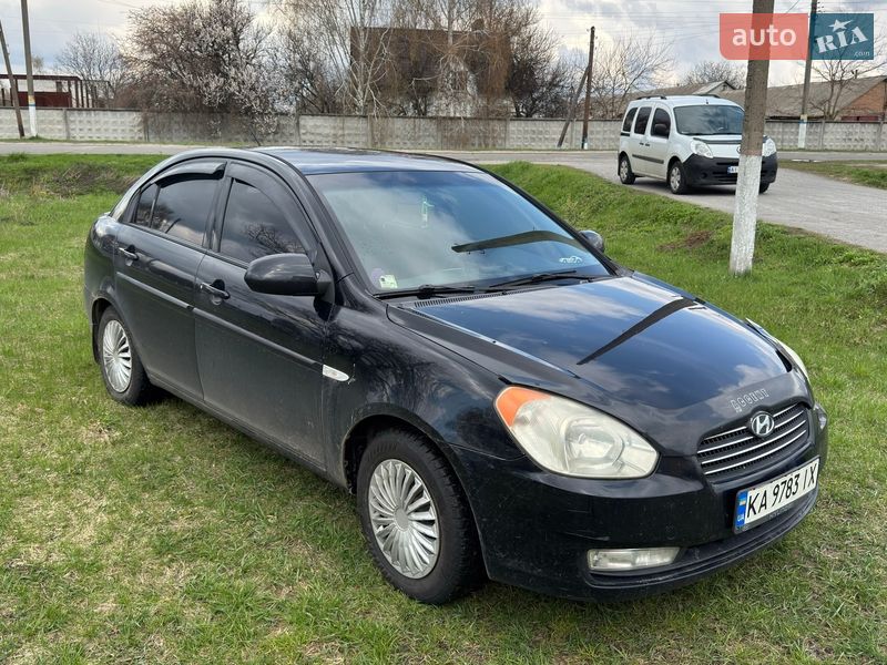 2008 hyundai accent