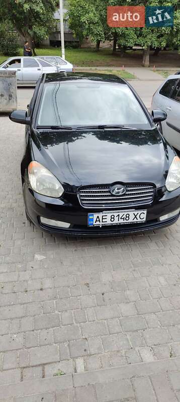 2008 hyundai accent