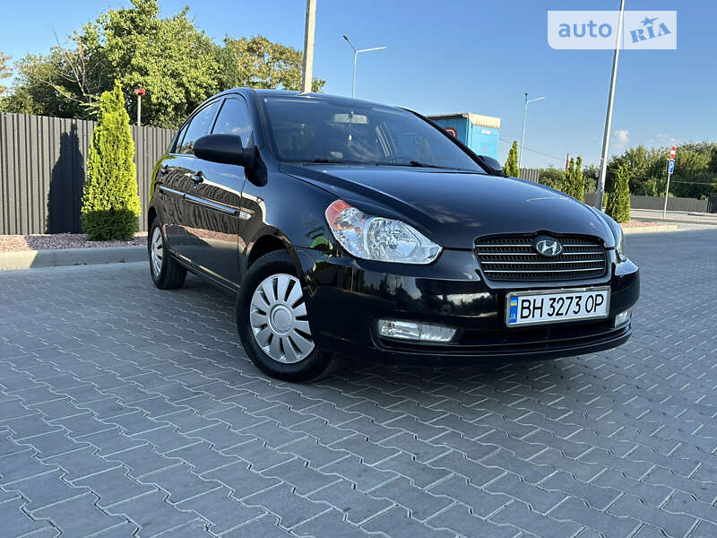 2008 hyundai accent