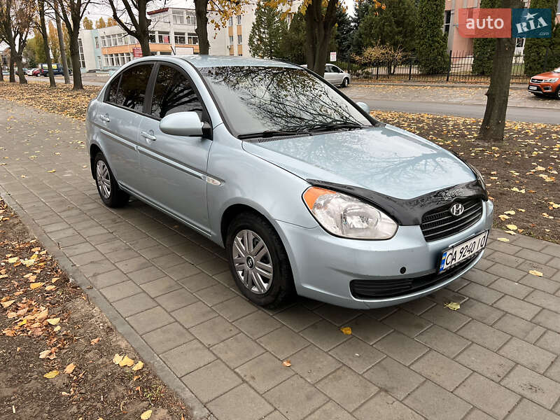 2008 hyundai accent