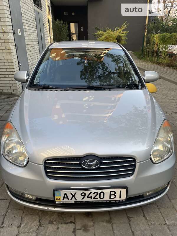 2008 hyundai accent