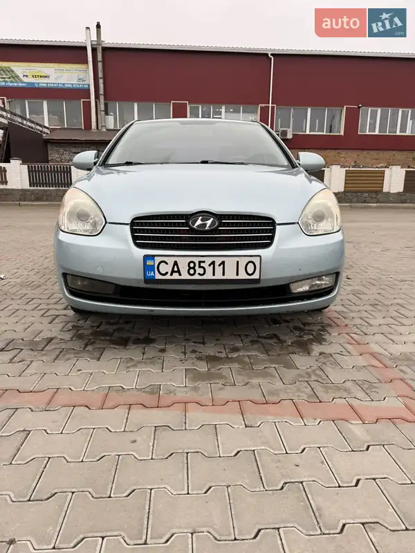2008 hyundai accent