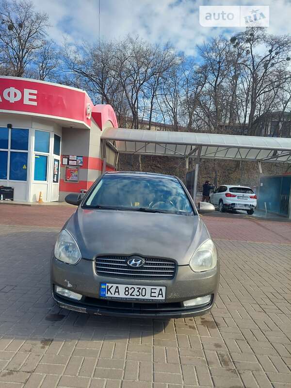 2008 hyundai accent