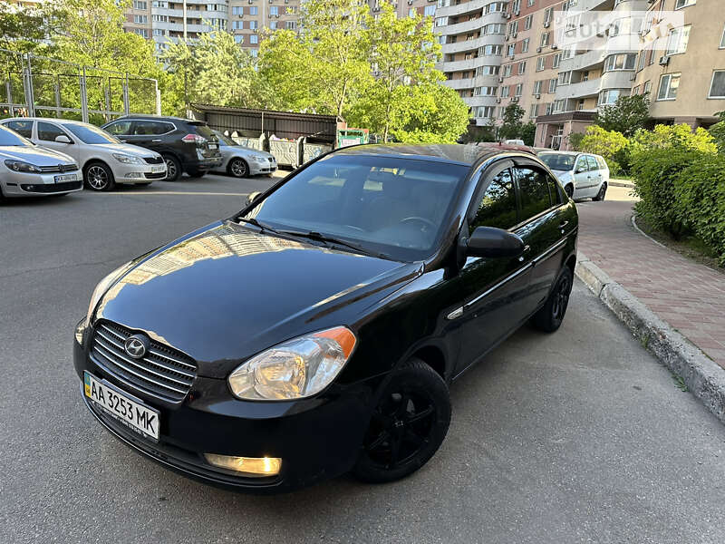 2008 hyundai accent
