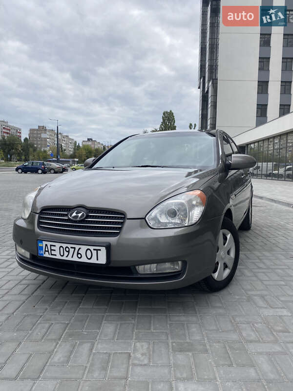 2008 hyundai accent