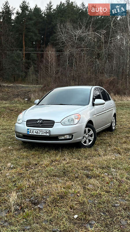 2008 hyundai accent