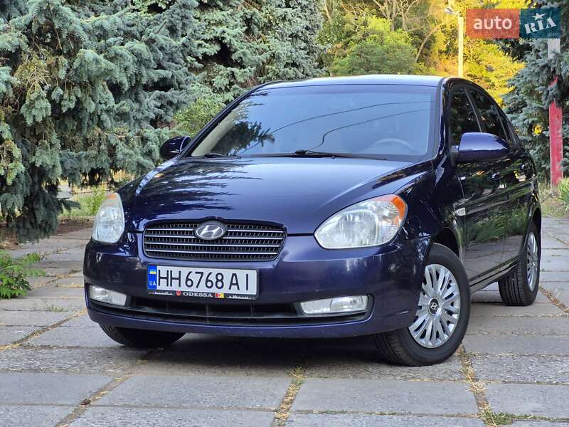 2008 hyundai accent