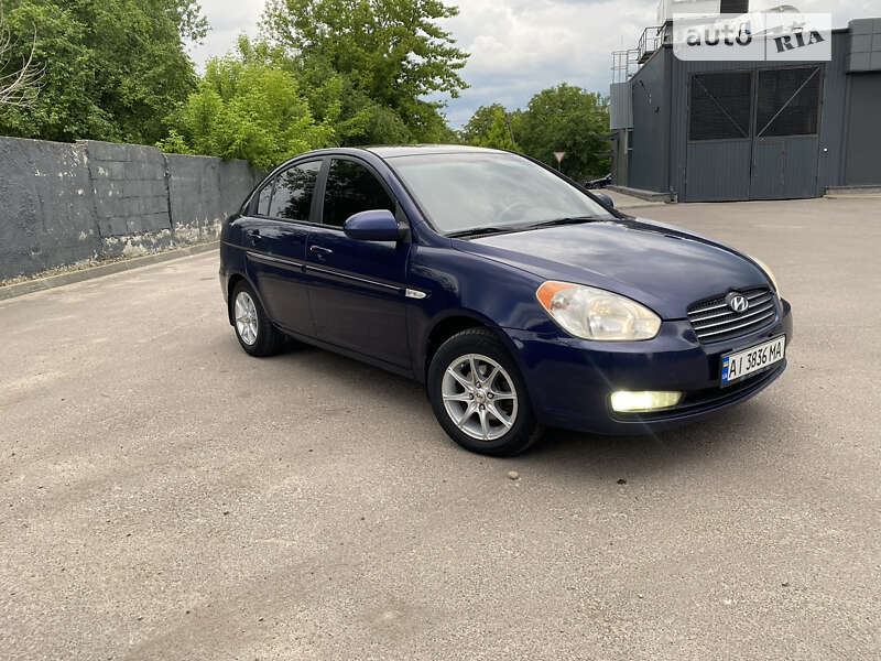 2008 hyundai accent
