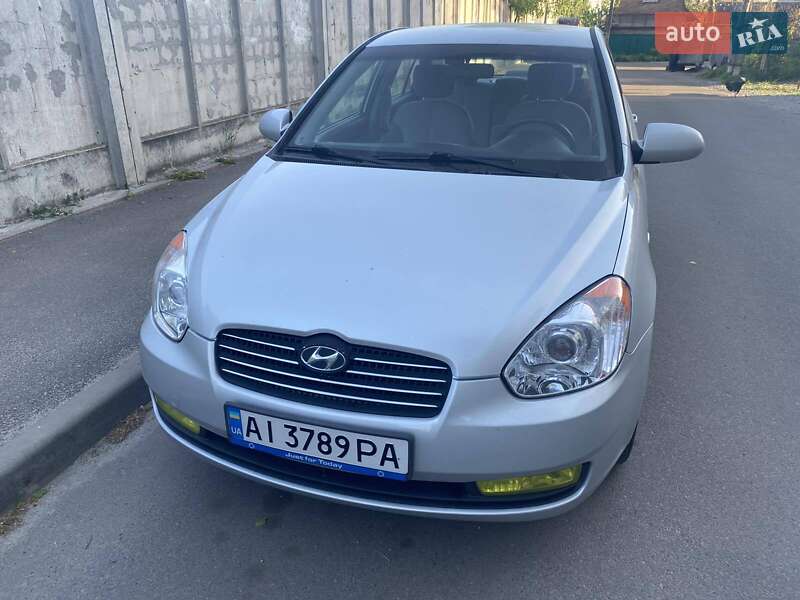 2008 hyundai accent