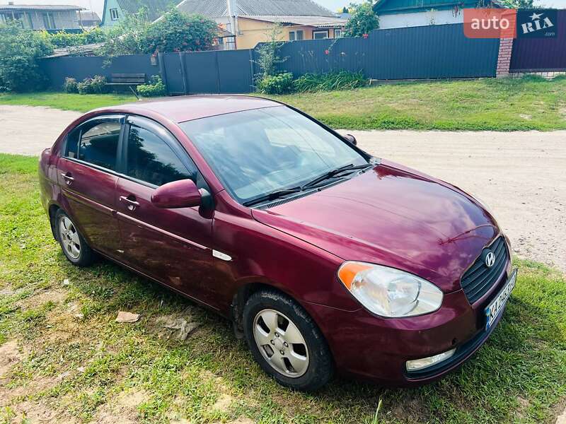 2008 hyundai accent