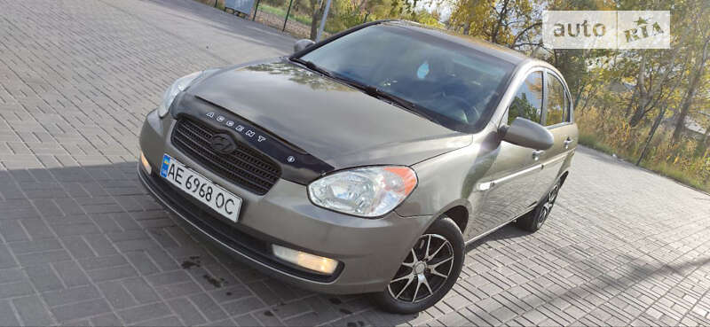 2008 hyundai accent