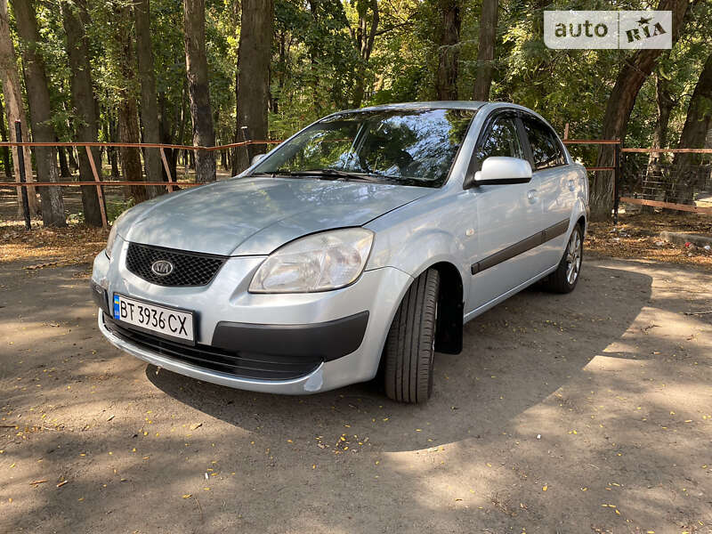 2006 kia rio