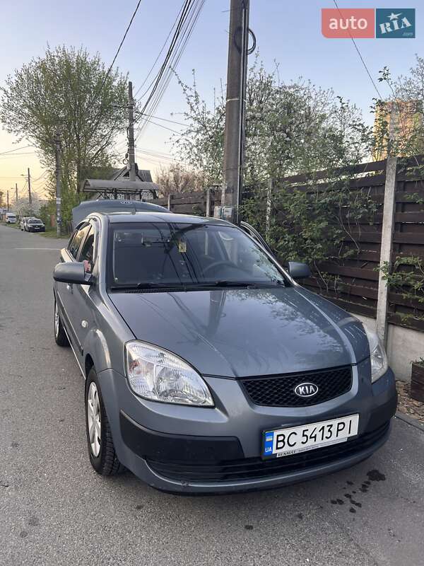 2007 kia rio